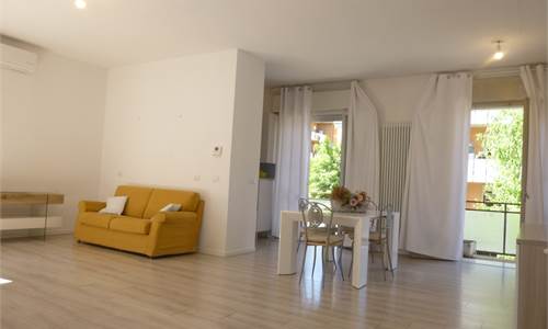 appartamento 2 letto matrimoniali zona piscina